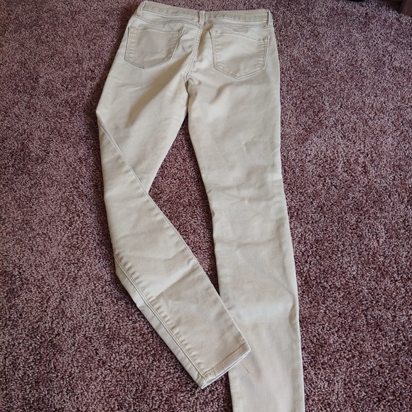 SO khaki/cream colored jeggings - Picture 4 of 4